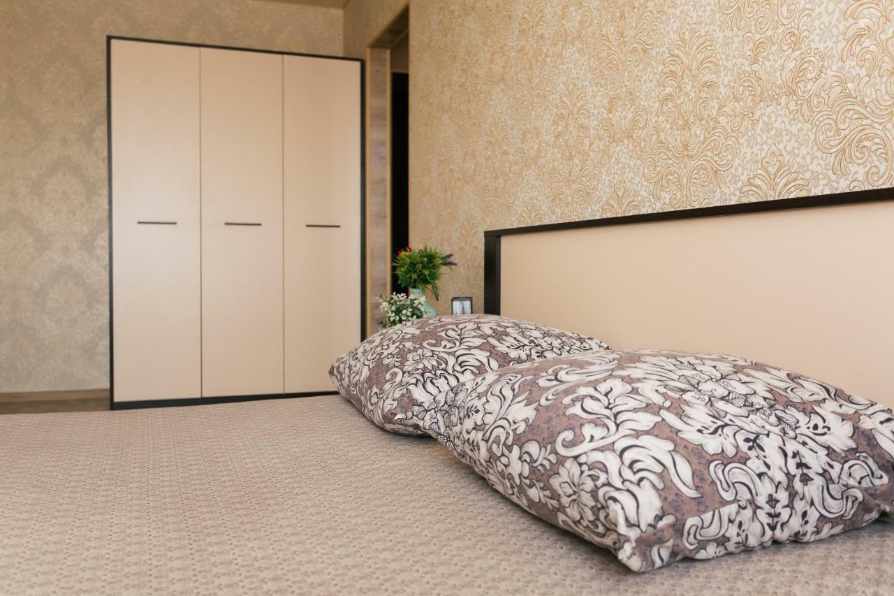 Luxury Apart-Hotel On Kharkovskaya Neer Manufaktura スームィ エクステリア 写真