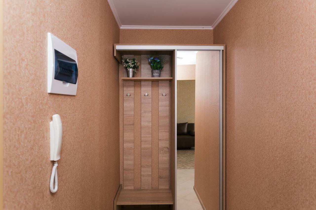 Luxury Apart-Hotel On Kharkovskaya Neer Manufaktura スームィ エクステリア 写真