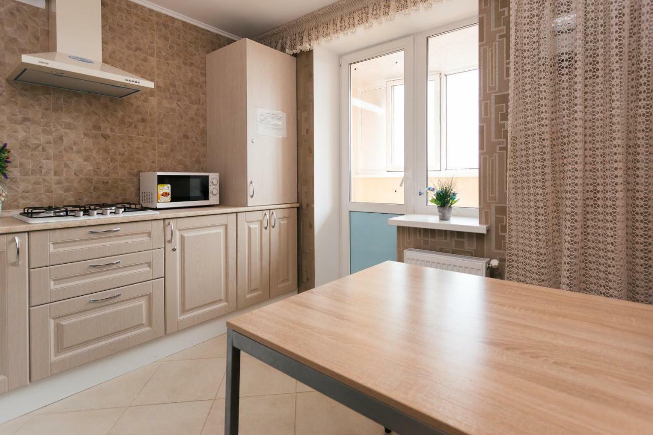 Luxury Apart-Hotel On Kharkovskaya Neer Manufaktura スームィ エクステリア 写真