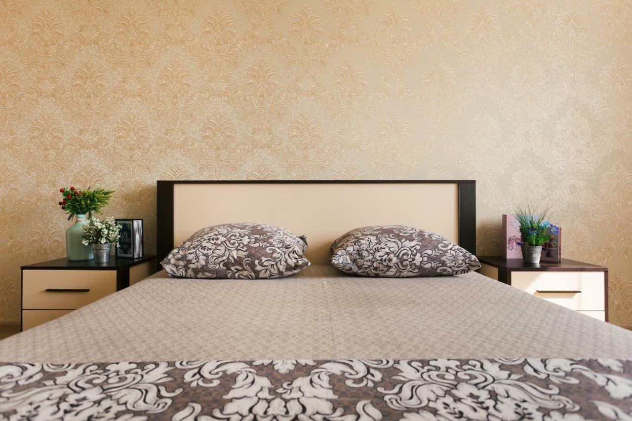 Luxury Apart-Hotel On Kharkovskaya Neer Manufaktura スームィ エクステリア 写真